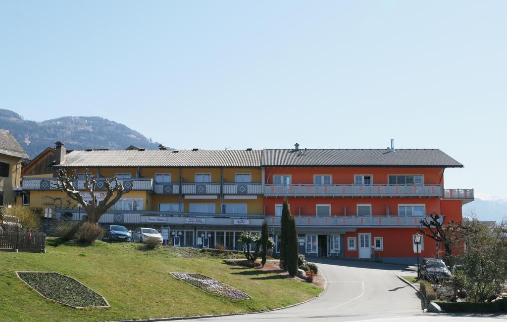 Pension Pleikner Millstatt Exterior photo