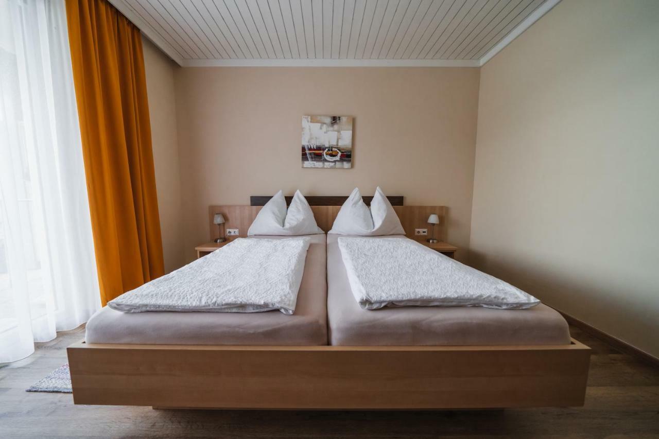 Pension Pleikner Millstatt Exterior photo